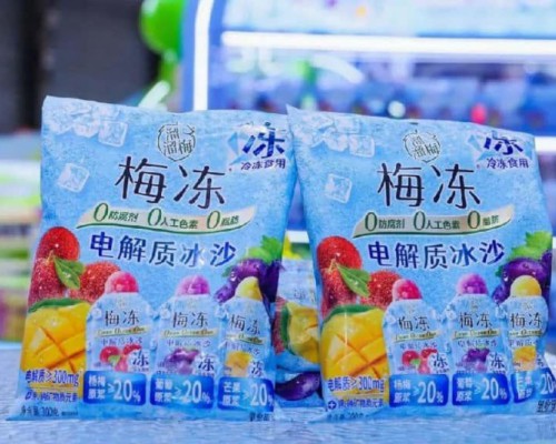 “买全球资源，卖全球市场”，溜溜梅如何用“好货”构建品牌护城河？